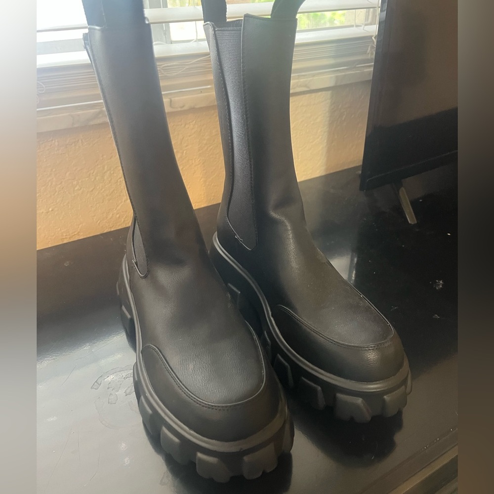 Black slip on boots